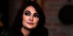 Luna Maya Pamer Cincin Berlian, Sindir Siapa?
