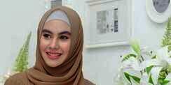 Foto Bareng, Perlakuan Kartika Putri ke Jedar Tuai Pujian