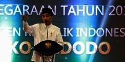 Konser Putih Jokowi-Amin Dibanjiri Artis dan Relawan Pijat