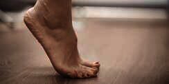 4 Cara Alami Redakan Nyeri Tumit