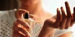 4 Langkah Mudah Membuat Parfum Berbahan Alami