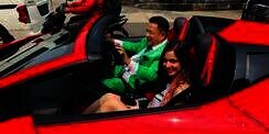 Hotman Paris Ajak Keliling Pakai Mobil Mewah, Pose Nia Ramadhani Bikin Salfok