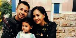 Mewah, Raffi Ahmad Kasih Hadiah Istri Cincin Rp1 M