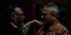 Bambang Widjojanto Usir Tim Hukum KPU: `Please Get Out`