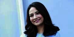 Vanessa Angel Tampil Berhijab dan Ikut Mengaji