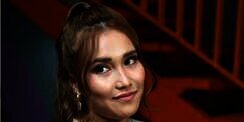 Niatnya Bikin Penasaran, Eh Postingan Umi Kalsum Dijawab Ayu Ting Ting
