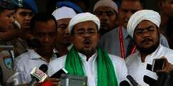 Habib Rizieq Nikahkan Putrinya di Mekah