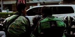 Ojek Online Jadi Moda Transportasi Favorit Publik, Pilih Gojek atau Grab?
