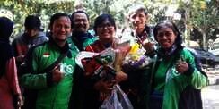 Kisah Pengemudi Ojol Lulus Cumlaude dari Undip