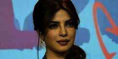 Makeup Mata Priyanka Chopra Pukau Beautycon, Ini Tutorialnya