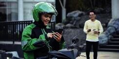 4 Alasan yang Bikin Naik GrabBike Kini Dijamin Anti Ngaret