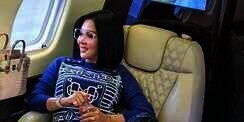 Naik Private Jet, Total Outfit Syahrini Hampir Rp3 Miliar