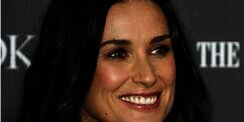 Kulit Glowing di Usia Senja, Demi Moore Punya Ritual Khusus