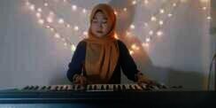 Viral 'Skill Dewa' Hijabers Pemain Keyboard, Rebutan Dua DJ