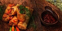 4 Cara Membuat Kulit Lumpia yang Cocok untuk Berbagai Macam Isian