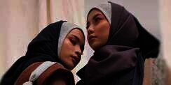 Bara Sarira, Fashion Hijab yang Sadar Kesehatan Tulang Belakang