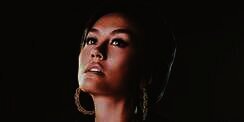 Ada yang Tersingkap, Foto Terbaru Agnez Mo Bikin Geger