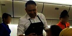 Ari Askhara Sering Masuk Kelas Pramugari Garuda Indonesia & Minta Nomor Telepon?