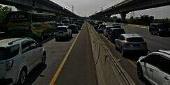 Macet Parah di Tol Cikampek-Jakarta, Contraflow Diberlakukan!