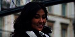 Tampil Chic di Italia, Kaki Sarwendah Bikin Salfok