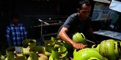 Daftar Subsidi Energi yang Dicabut Jokowi: Gas Melon, BBM, hingga Listrik