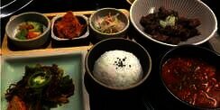Menu Makan Siang Lengkap Khas Korea, Mari Manjakan Perut!