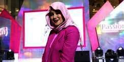 Padu Padan Blazer Pink ala Olla Ramlan