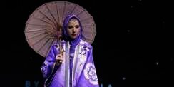 Koleksi Kimono Syar'i Bercorak Bunga Sakura Malam
