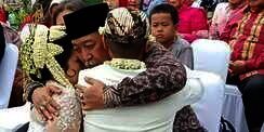 Momen Haru Saat Indro Jadi Saksi Nikah Anak Almarhum Dono
