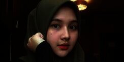 Gaya Hijab Una Maulina, Calon Istri Sahrul Gunawan 