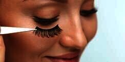 4 Hal yang Diperhatikan Sebelum Beli Bulu Mata Palsu