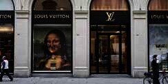 Louis Vuitton Bikin Hand Sanitizer dan Dibagikan Gratis