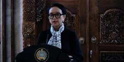 Menlu Imbau WNI di Luar Negeri Pulang