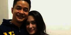 Adly Fairuz dan Angbeen Rishi Resmi Jadi Suami Istri
