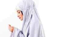 Ciri Wanita yang Sholatnya Tidak Diterima Allah