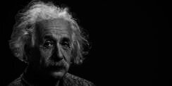 83 Kata-Kata Motivasi Albert Einstein, Penuh Inspirasi dan Ilmu Kehidupan