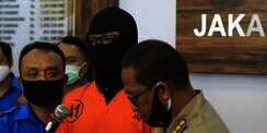 Alasan Mengejutkan Dwi Sasono Diam-Diam Pakai Ganja `di Belakang` Widi Mulia