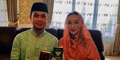 Zaskia Gotik Umumkan Kehamilan di Hari Pernikahan Resmi Secara Hukum