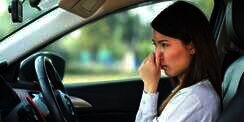 5 Jenis Bau yang Menunjukan Ada Kerusakan di Mobil Kamu