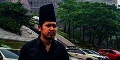 Tretan Muslim Posting Meme dan Sindir Deddy Corbuzier, Netizen Langsung Heboh