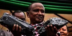 Pria Ini Mendadak Jadi Miliarder Gara-Gara Batu
