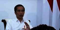 Jokowi Resmi Bubarkan 18 Lembaga, Ini Daftarnya