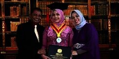 Potret Mona Rizqia Putri Pelawak Kadir, Cantiknya Kebangetan!