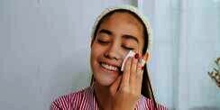 4 Fungsi Face Wipes untuk Kecantikan yang Perlu Diketahui