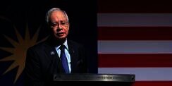 Mantan Perdana Menteri Malaysia Najib Razak Divonis 12 Tahun Penjara
