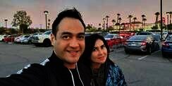 Potret Kesetiaan Ferry Irawan Rawat Istri Kena Stroke, Salut!