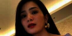Bunga Zainal Murka, Wajahnya di Foto Ini Disebut Mirip Artis Film Dewasa