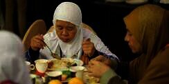 Doa Ketika Melihat Makanan Mulai Dihidangkan