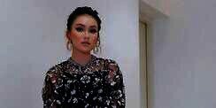 Ayu Ting Ting Blak-blakan Ungkap Hubungan dengan Raffi dan Nagita