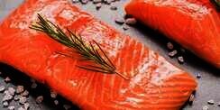 Salmon Dingin Dapat Jadi Sumber Penularan Virus Corona